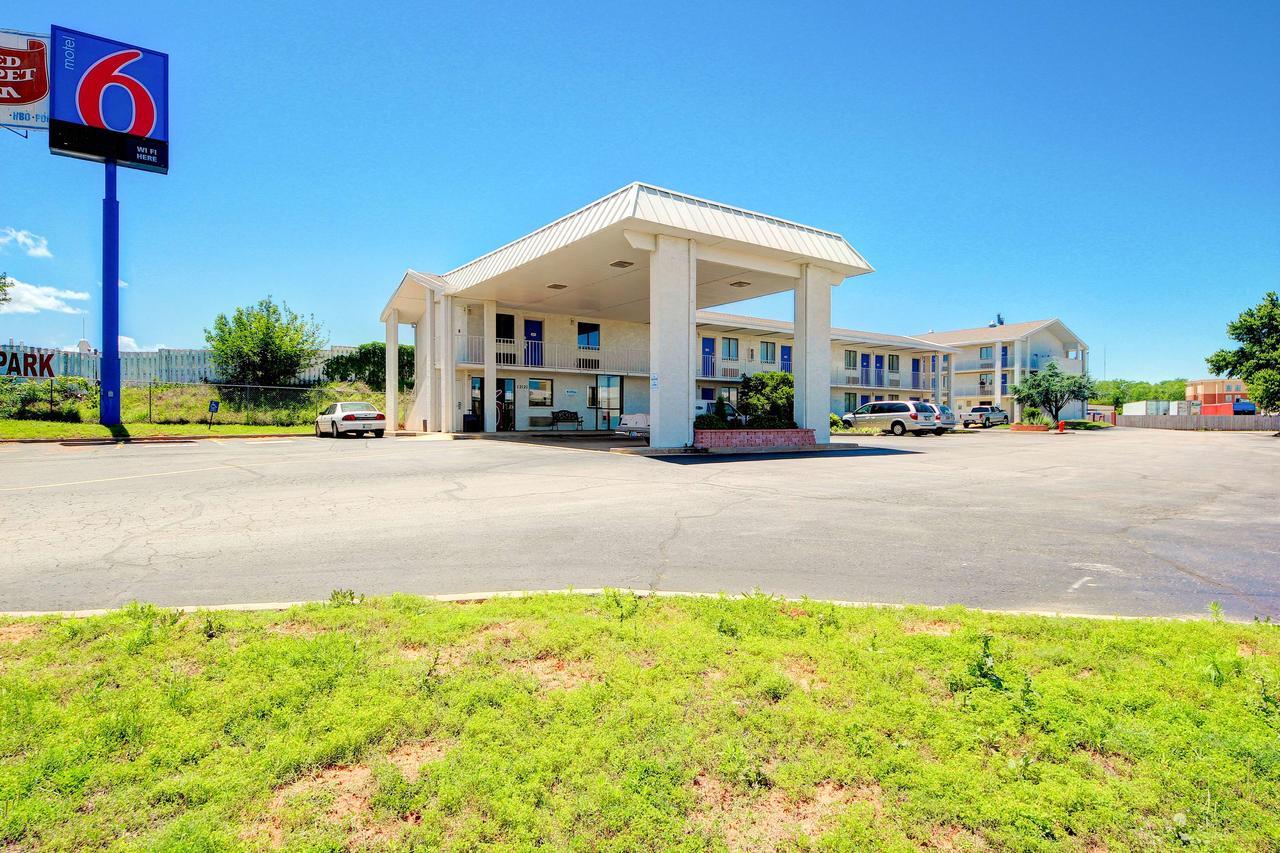 Motel 6-Oklahoma City, Ok - Frontier City Bagian luar foto
